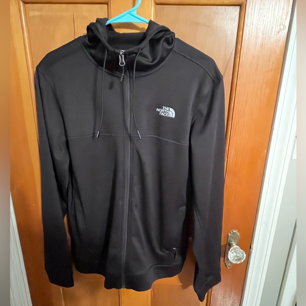 Men’s North Face hoodie